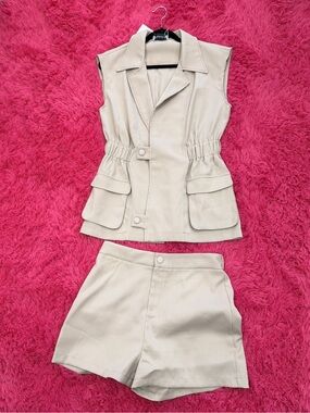 NWT Glammaker Sleeveless Utility Vest & High-Waist Shorts Set - Beige
